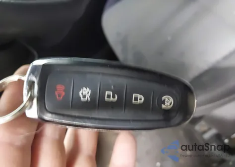 2019 Ford Escape Se z USA, uszkodzony, nr VIN 1FMCU9GDXKUA94040